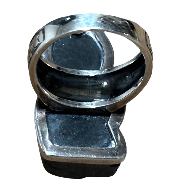 Heavy Sterling Silver Cat Ring – Paw Print Band – Statement Vintage – Size 7.75 - Picture 3 of 3